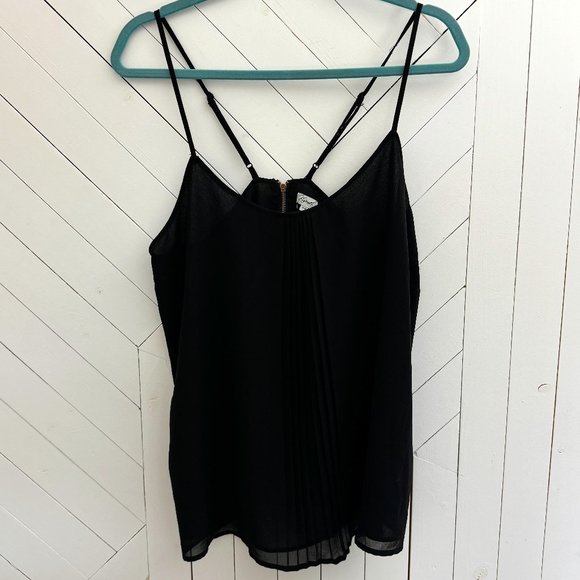 Kismet Black Flowy Tank with adjustable straps - Picture 1 of 6